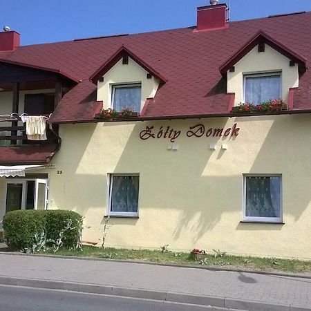 Zolty Domek Apartment Dzwirzyno Exterior photo